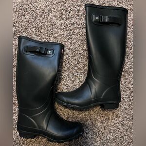 Hunter rain boots